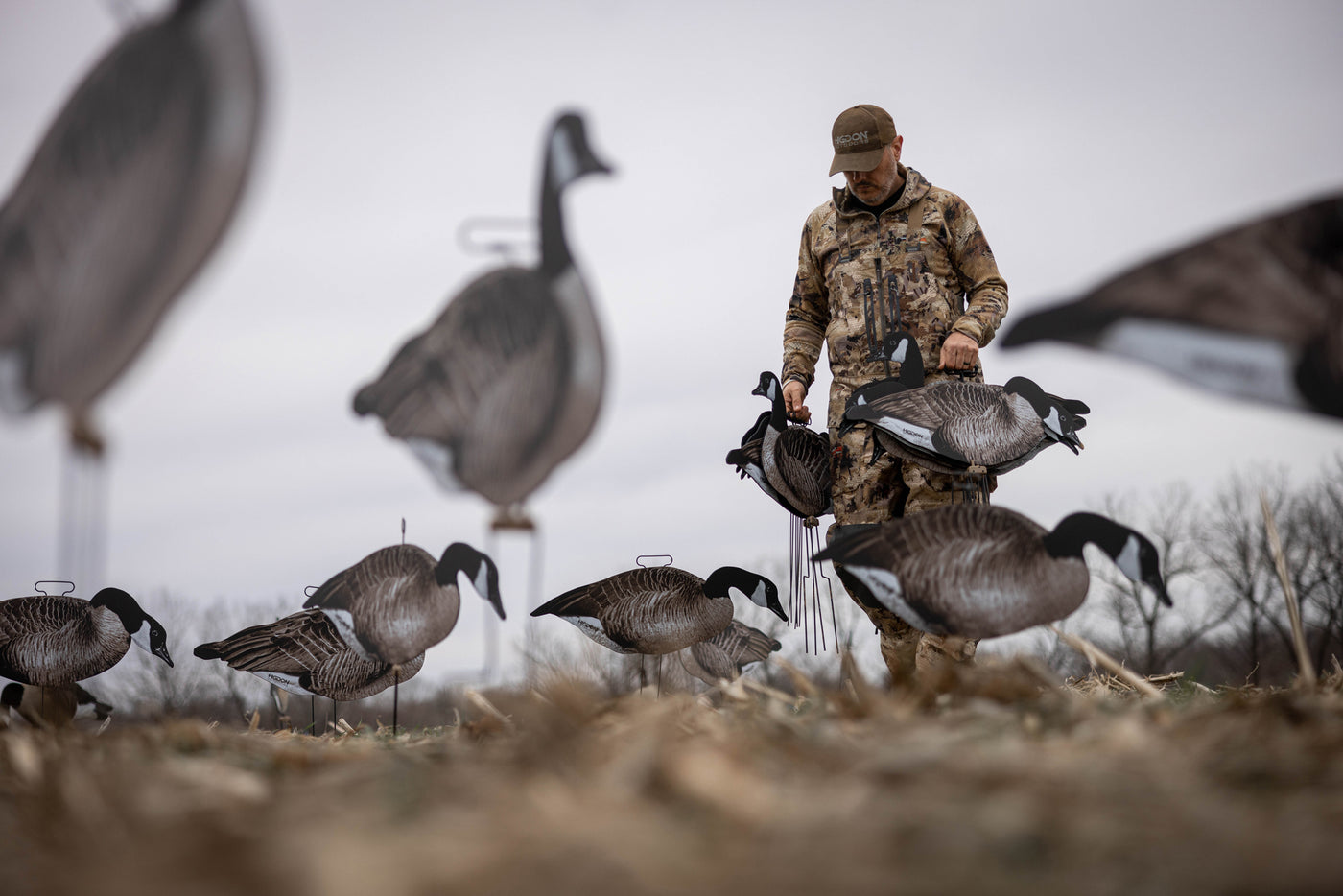 Picking up decoys