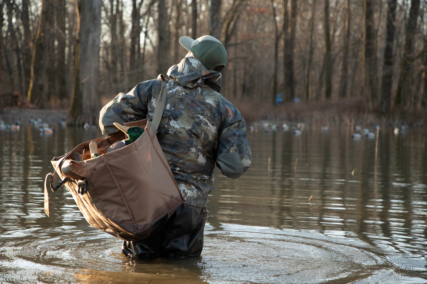 X-Slot Universal Motion Decoy Bag